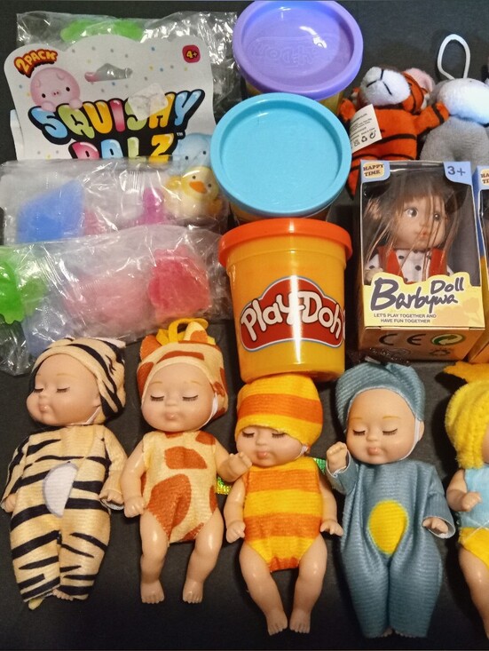 Other - Kids Toy Set with Play-Doh, Squishies, Dolls, And Tiny Stuffed Animals.